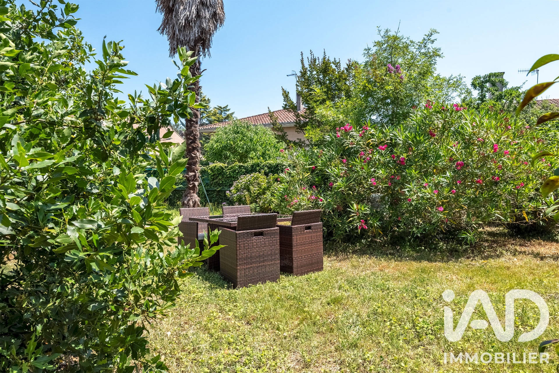 Vente appartement à Montpon-Ménestérol (24700) : appartement 6 pièces 145 m² - 2089851 — 23