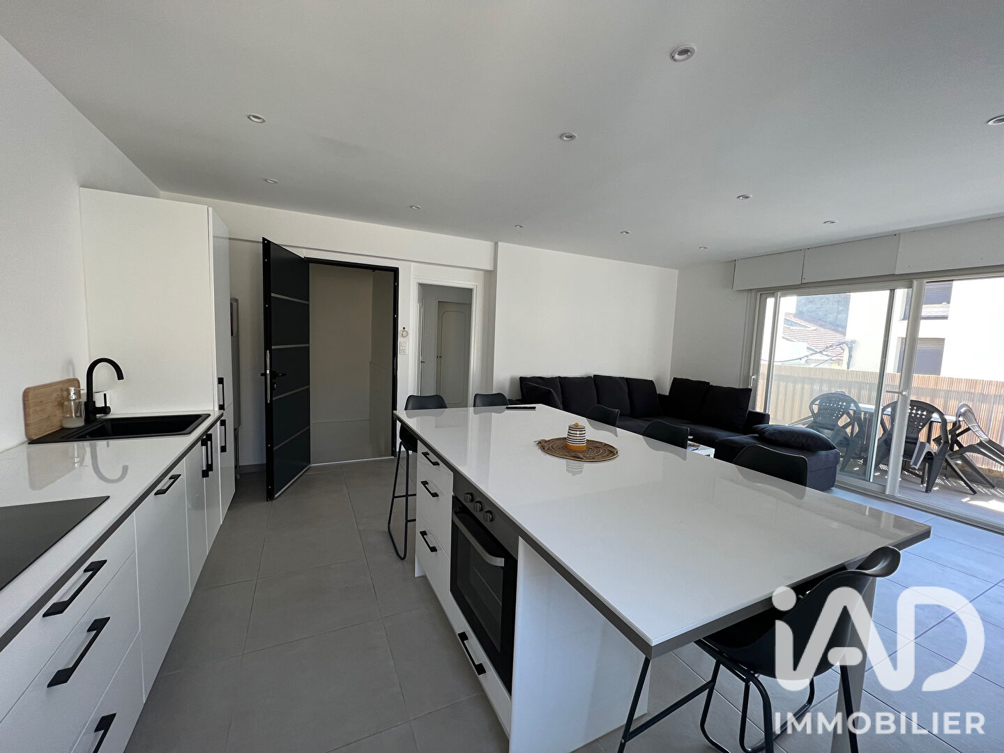 Vente immeuble 180 m² à Le Grau-du-Roi (30240) - 2090056 — 4