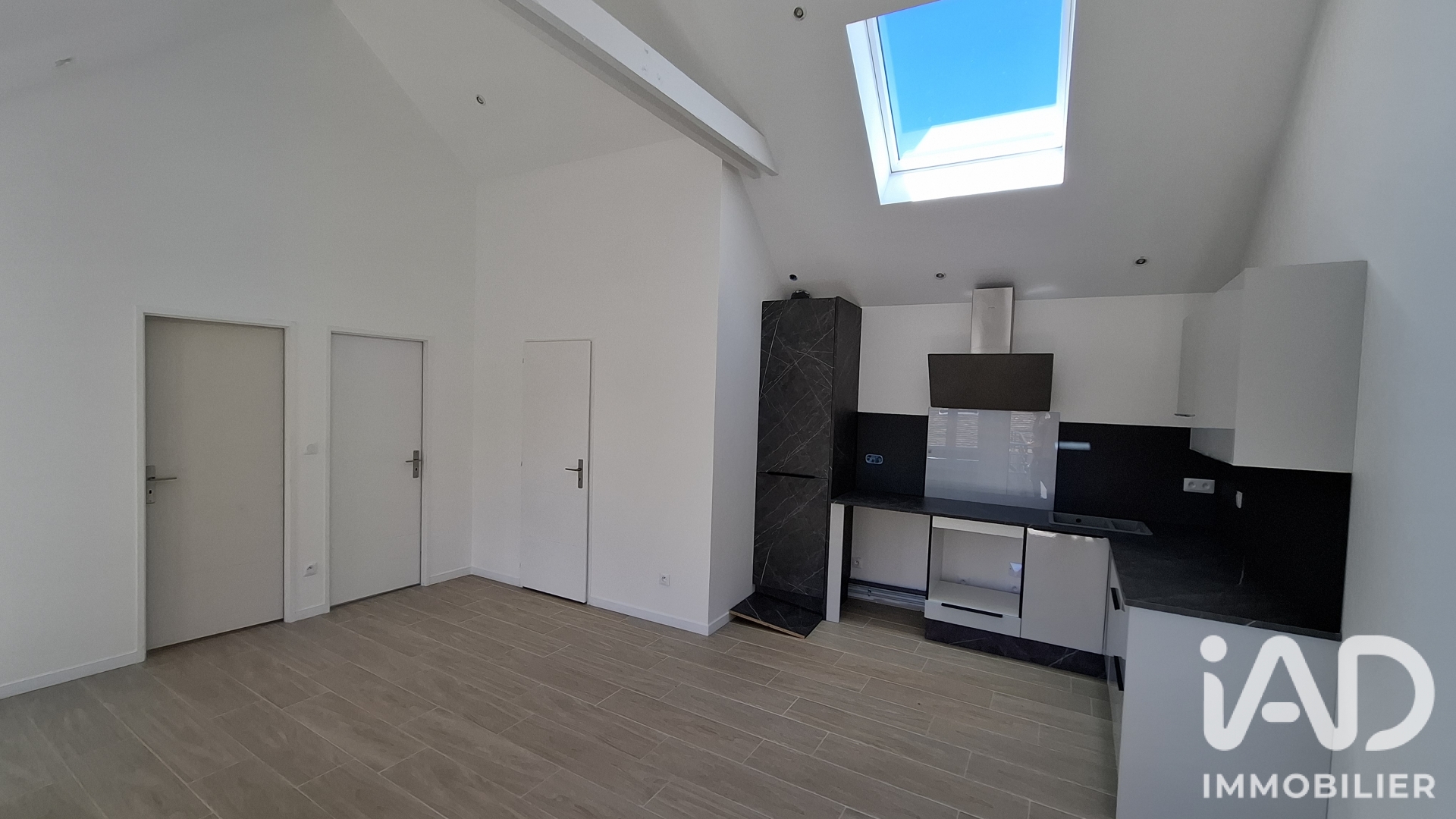 Vente immeuble 266 m² à Mézières-en-Drouais (28500) - 2090495 — 16