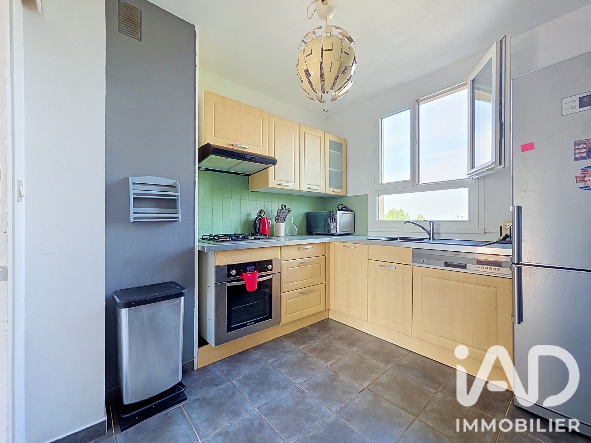 Vente appartement à Sainte-Geneviève-des-Bois (91700) : appartement 3 pièces 55 m² - 2091485 — 6
