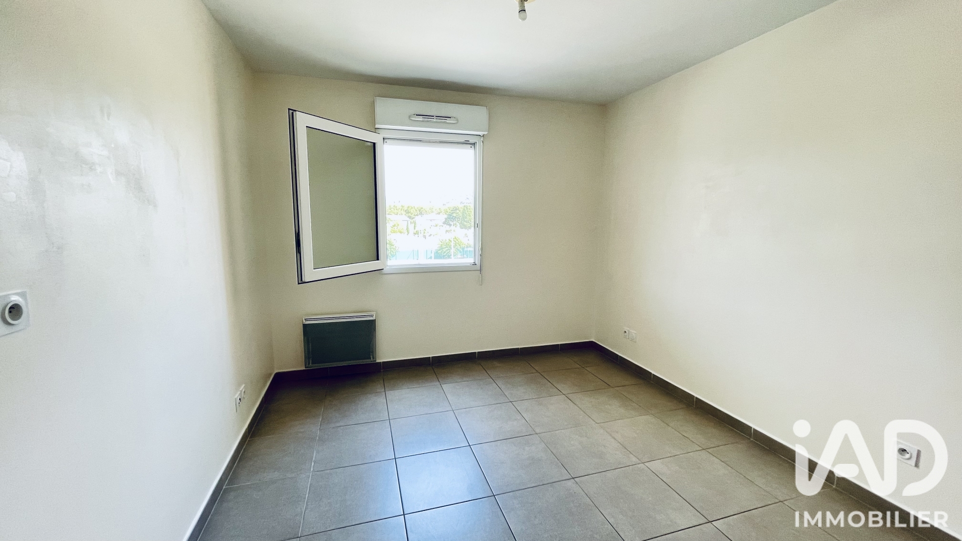 Vente appartement à La Londe-les-Maures (83250) : appartement 2 pièces 39 m² - 2084062 — 5