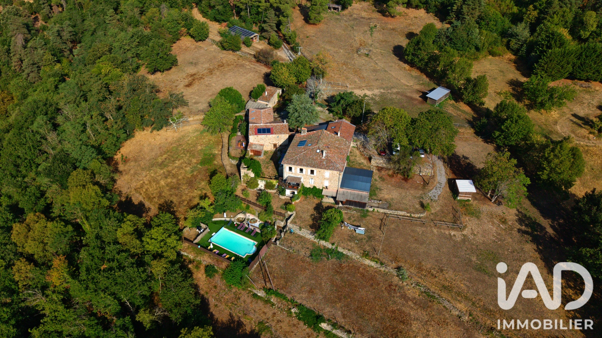 Vente Domaine 30 pièces