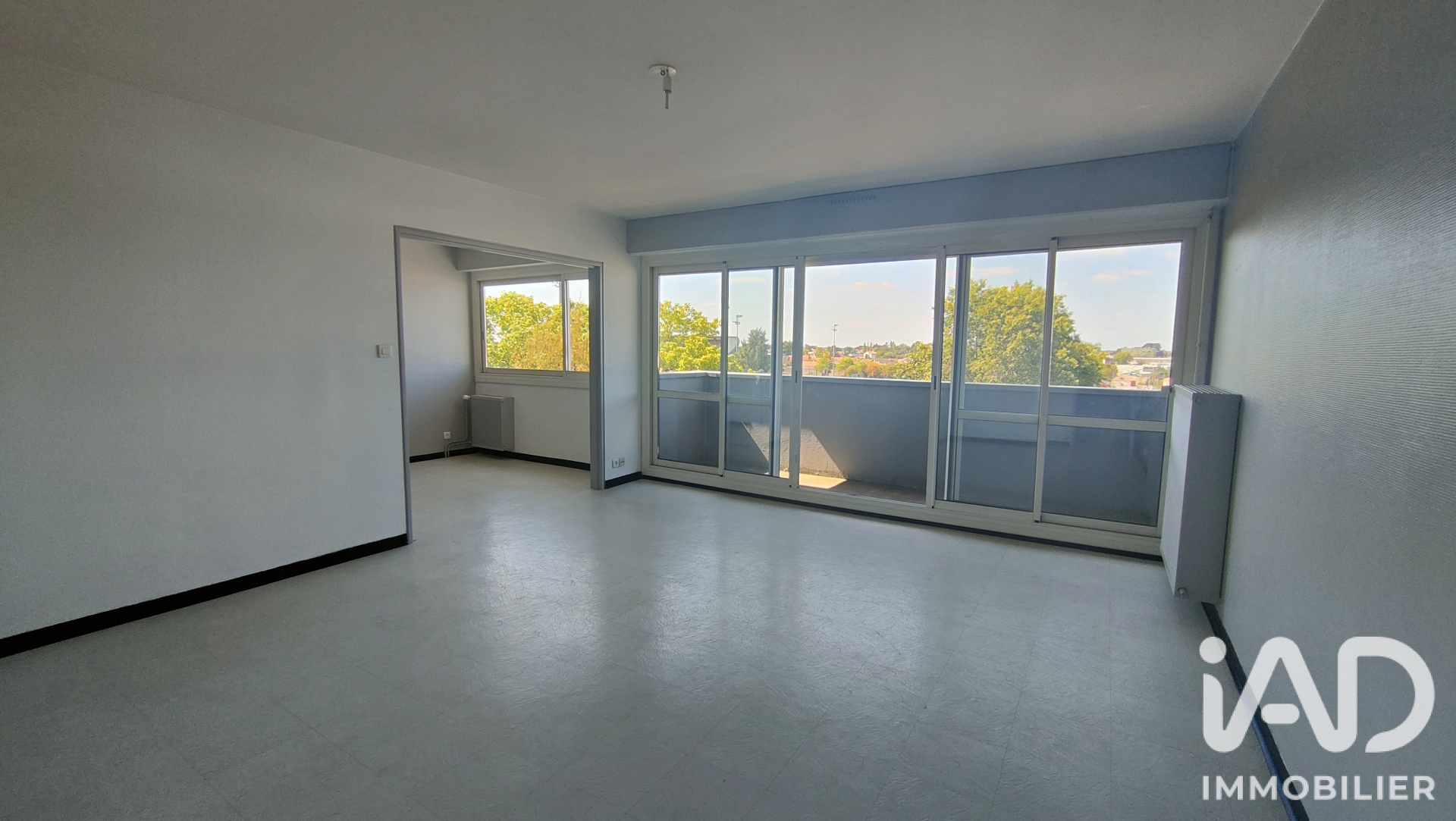 Vente appartement à La Roche-sur-Yon (85000) : appartement 4 pièces 95 m² - 2091058 — 4