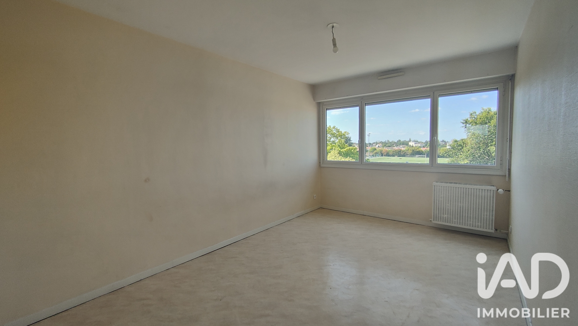 Vente appartement à La Roche-sur-Yon (85000) : appartement 4 pièces 95 m² - 2091058 — 12