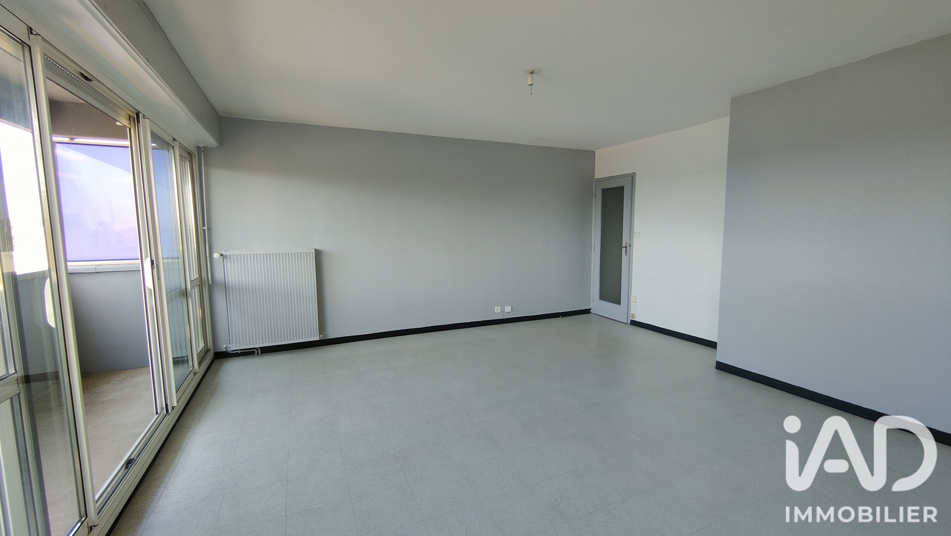 Vente appartement à La Roche-sur-Yon (85000) : appartement 4 pièces 95 m² - 2091058 — 6