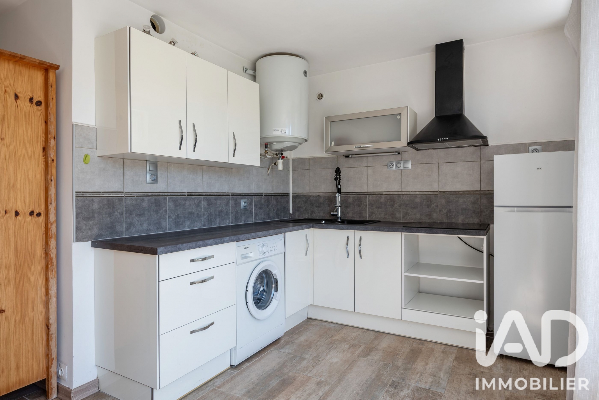 Vente appartement à Saint-Martin-d'Hères (38400) : appartement 3 pièces 44 m² - 2089932 — 8