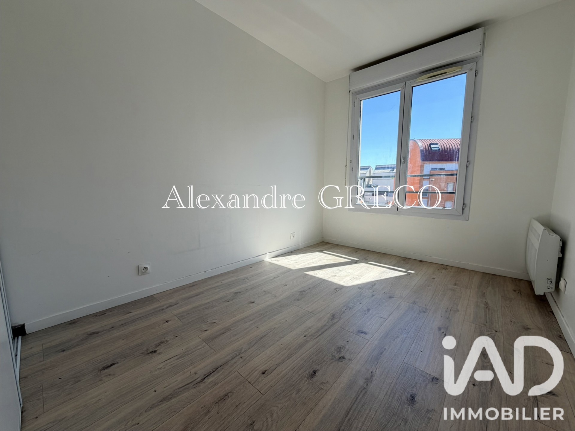 Vente appartement à Bobigny (93000) : appartement 3 pièces 65 m² - 2090929 — 8