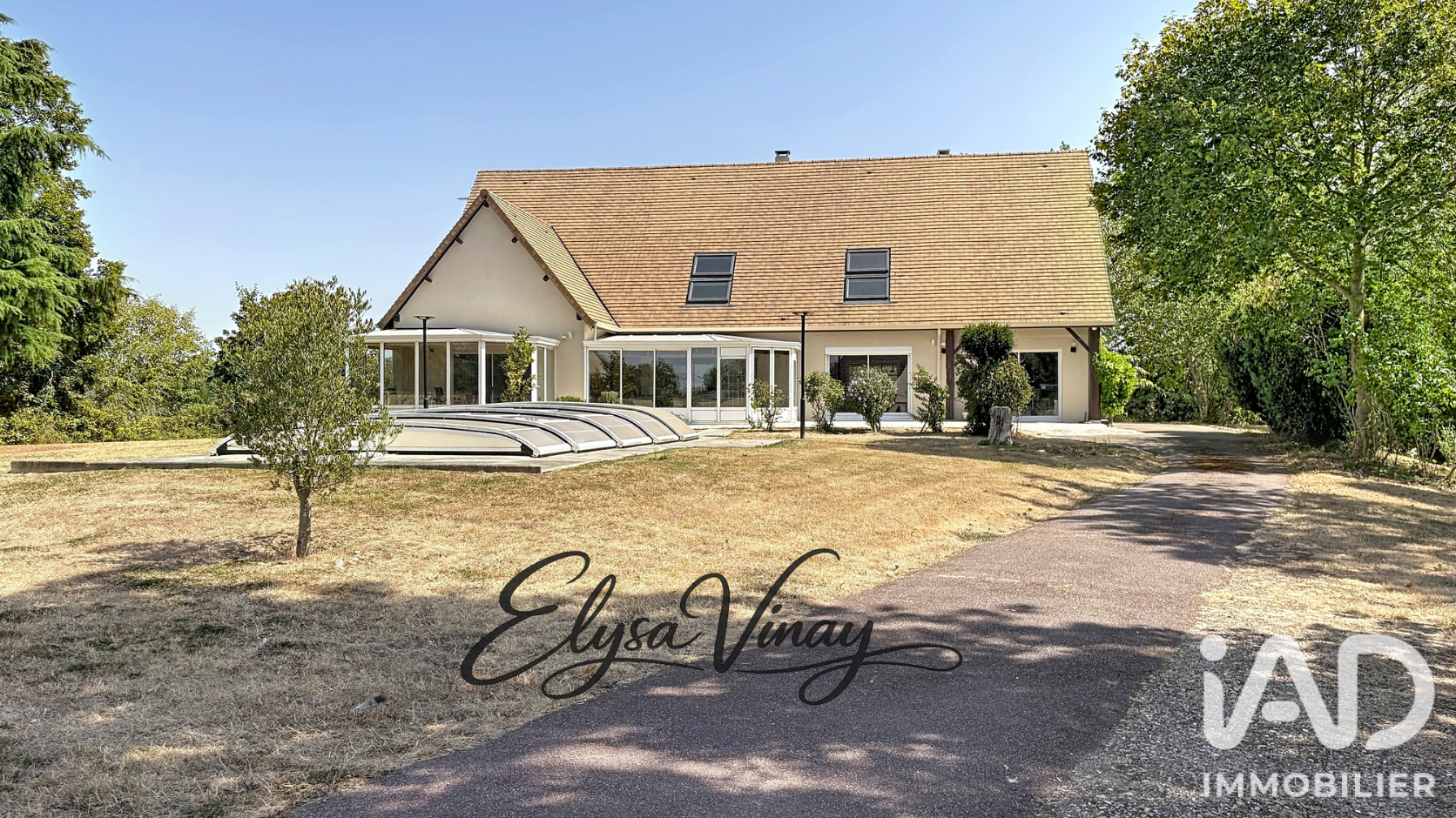Vente Maison de village 11 pièces