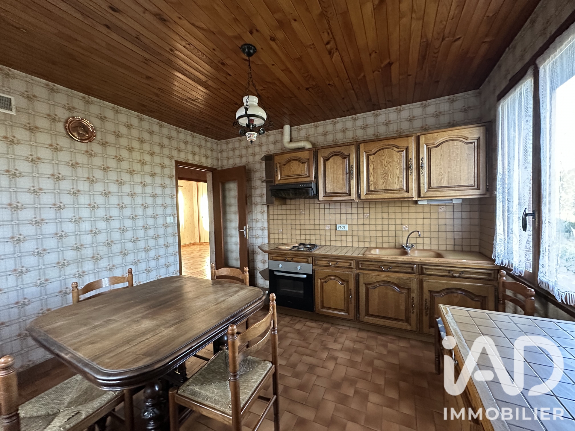 Vente maison à Besse-et-Saint-Anastaise (63610) : maison de ville 9 pièces 191 m² - 2070791 — 7