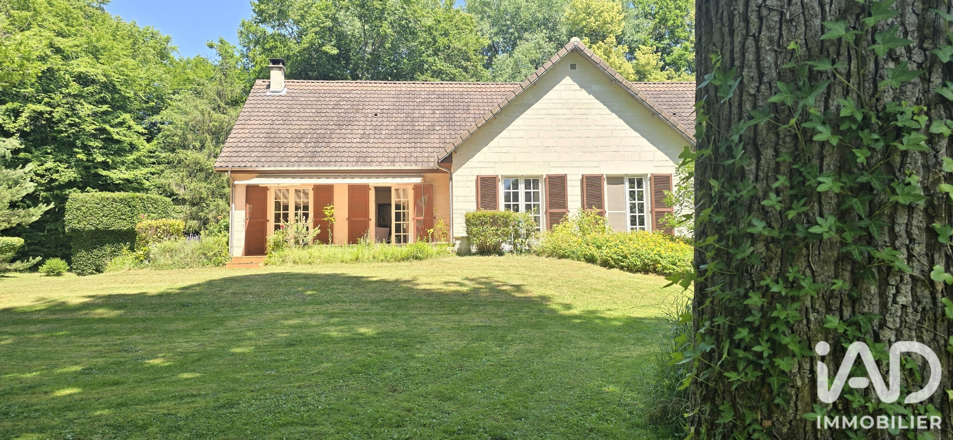 Vente maison à La Ferté-Saint-Cyr (41220) : maison 8 pièces 228 m² - 2091804 — 20