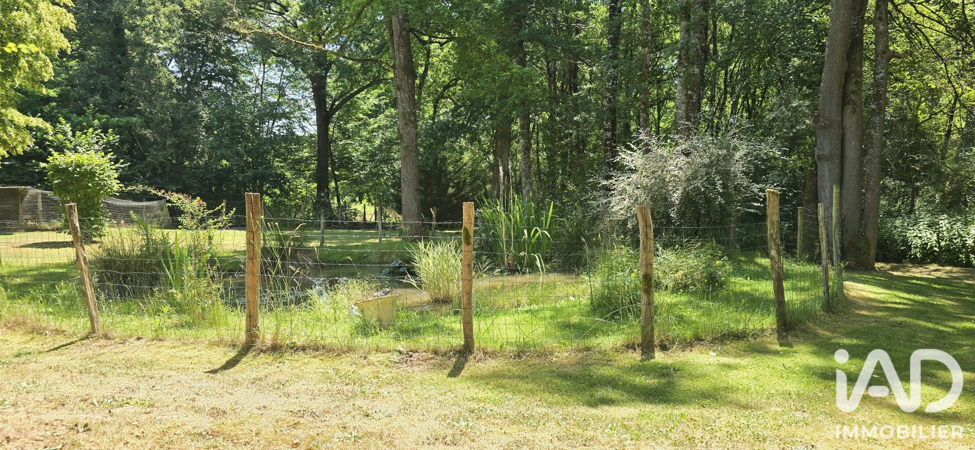 Vente maison à La Ferté-Saint-Cyr (41220) : maison 8 pièces 228 m² - 2091804 — 16