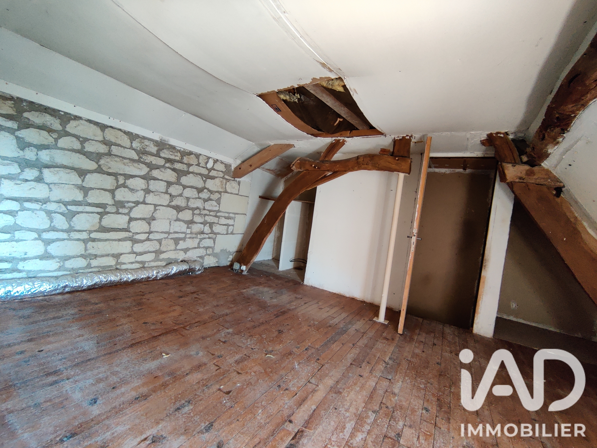 Vente maison à Bourgueil (37140) : maison de village 4 pièces 95 m² - 2085318 — 6