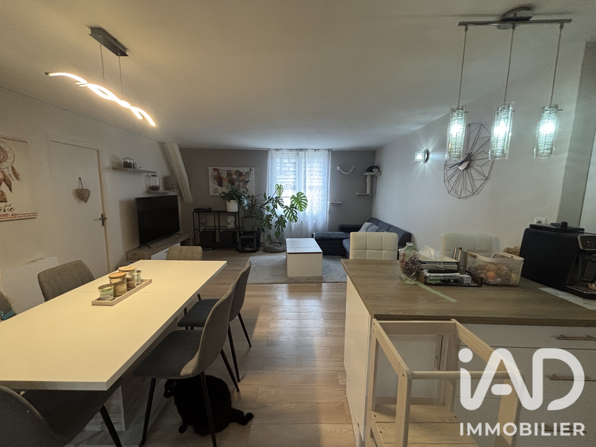 Vente appartement à Châlons-en-Champagne (51000) : appartement 5 pièces 100 m² - 2093373 — 11