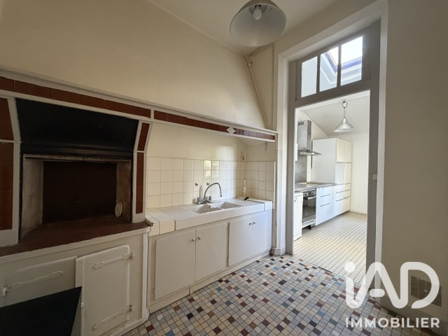 Vente maison à Saumur (49400) : maison de ville 6 pièces 188 m² - 2093542 — 8