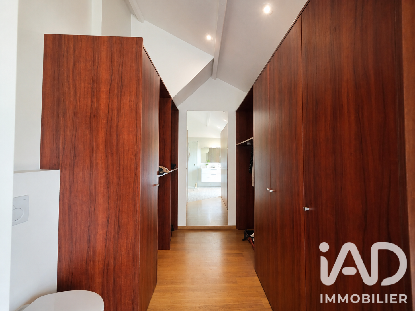 Vente maison à Bouaye (44830) : maison d'architecte 7 pièces 237 m² - 2103280 — 8