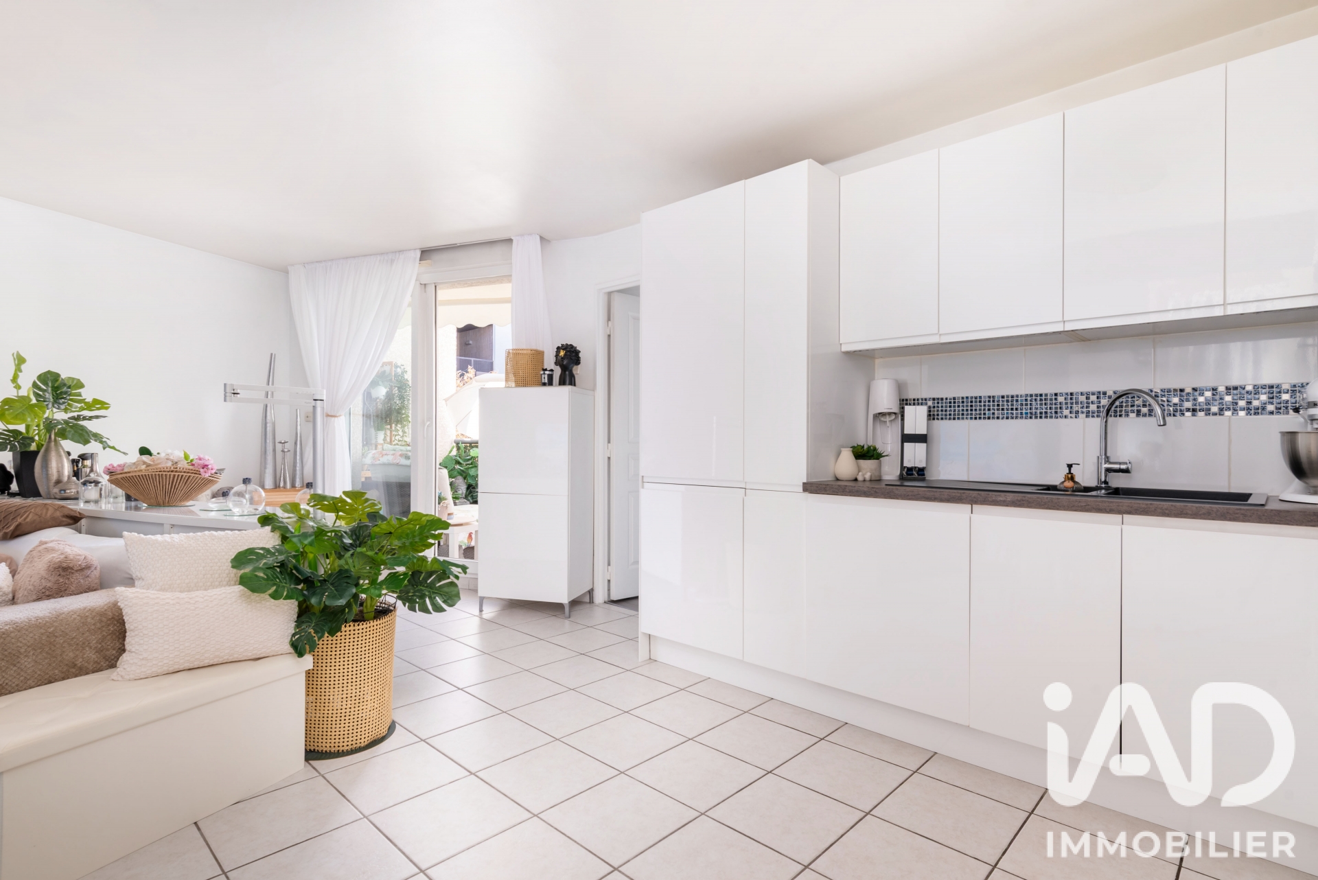 Vente appartement à Chassieu (69680) : appartement 2 pièces 46 m² - 2087286 — 4