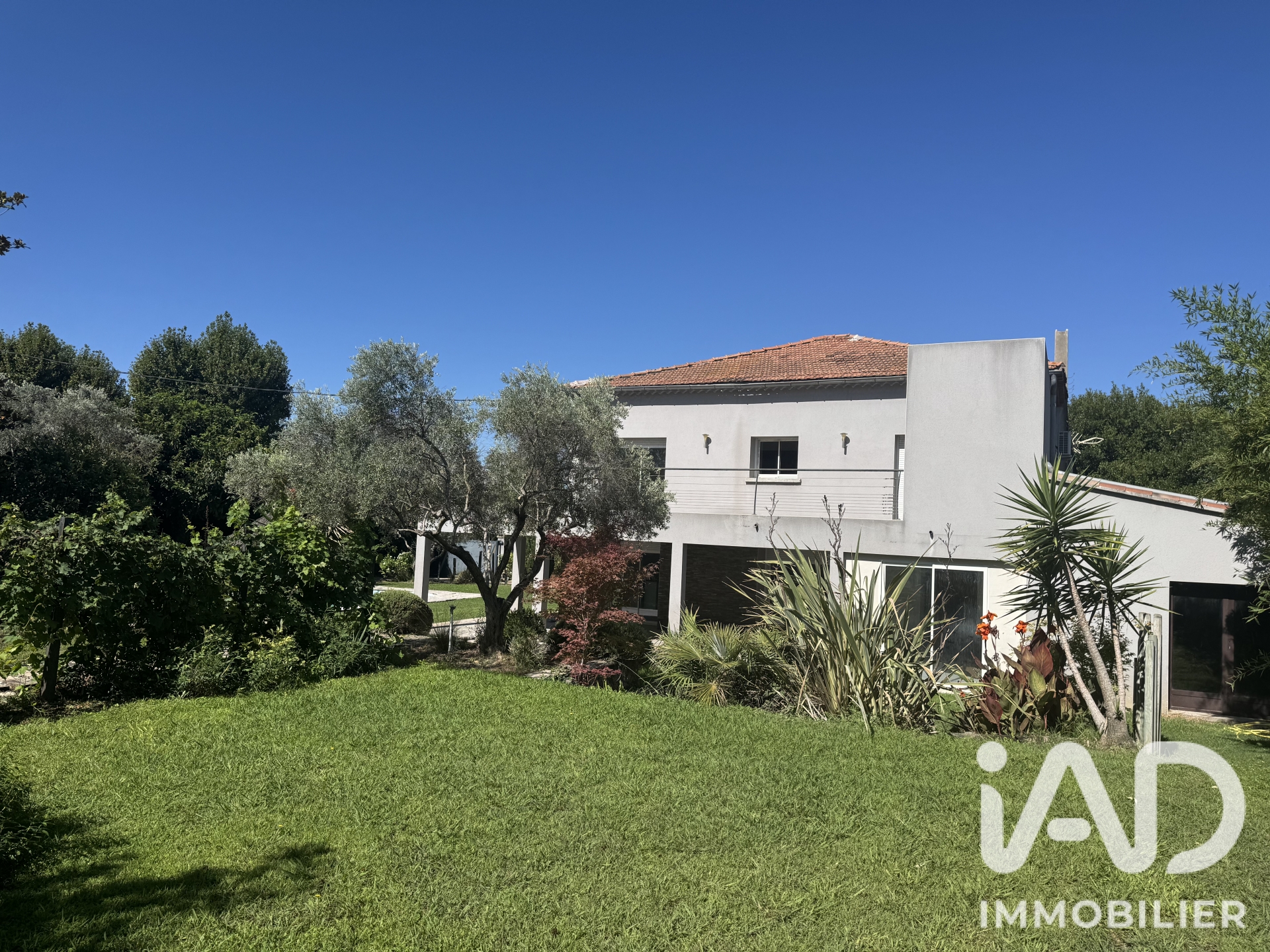 Vente maison à Eyragues (13630) : maison 5 pièces 220 m² - 1988742 — 4