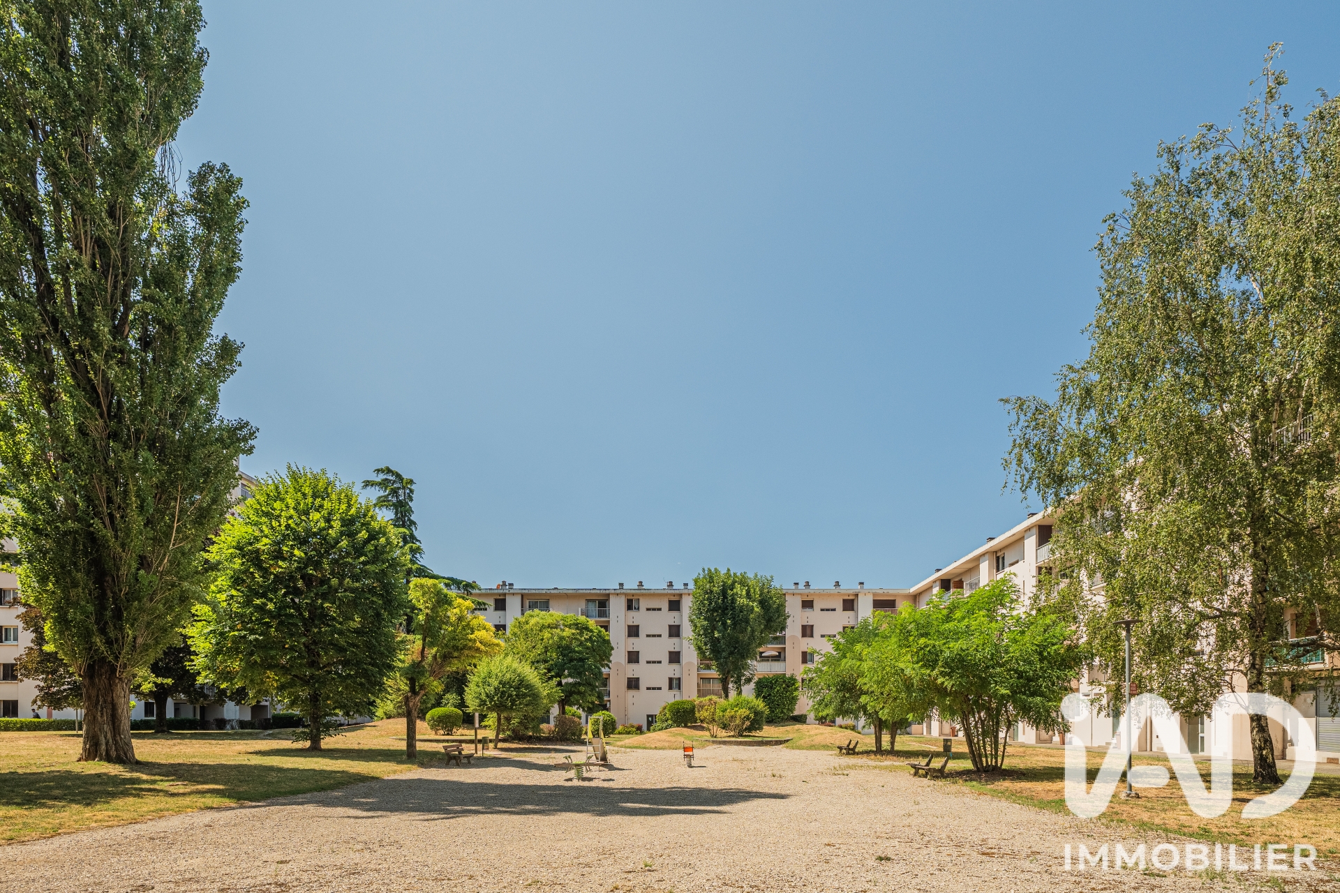 Vente appartement à Échirolles (38130) : appartement 4 pièces 72 m² - 2099267 — 11