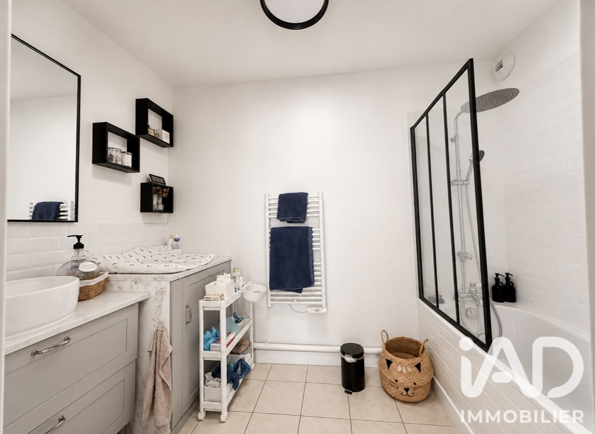 Vente appartement à Magny-le-Hongre (77700) : appartement 3 pièces 64 m² - 2088156 — 9