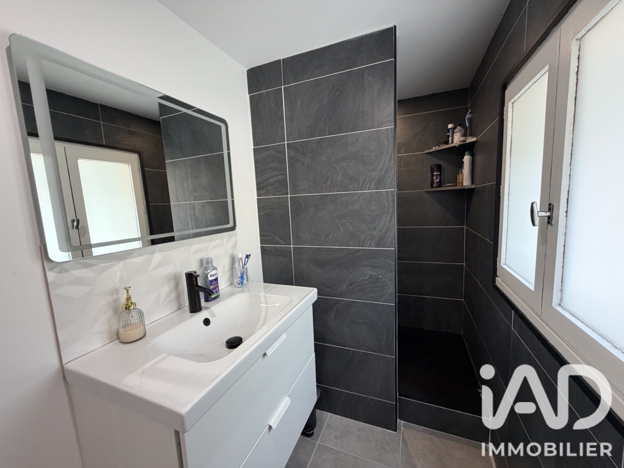 Vente appartement à Livet-et-Gavet (38220) : appartement 8 pièces 156 m² - 2096680 — 4