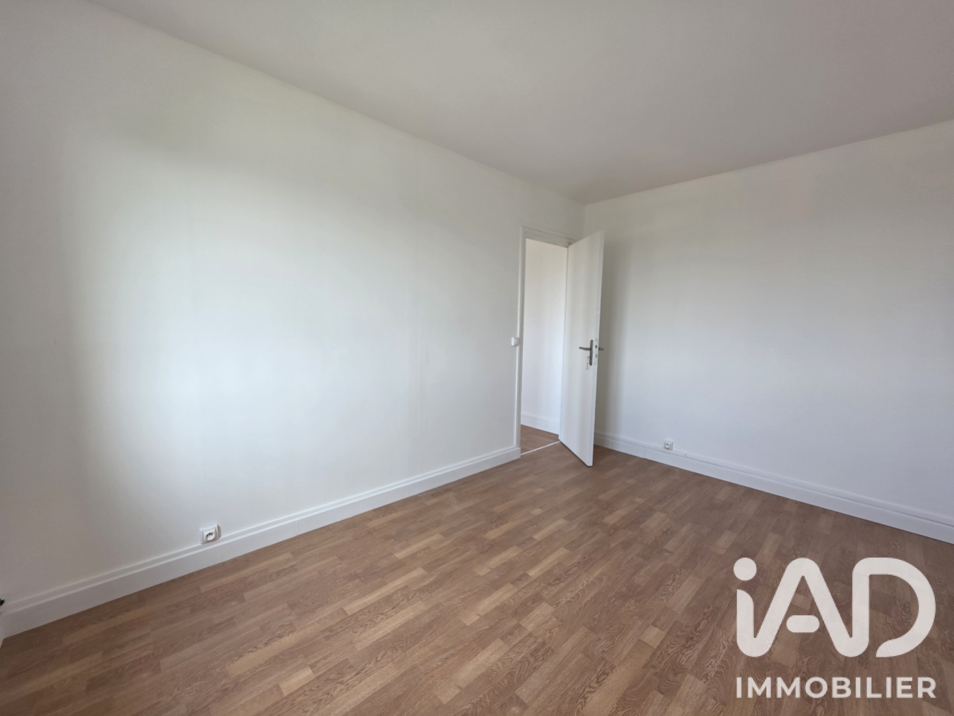 Vente appartement à Noisy-le-Grand (93160) : appartement 4 pièces 73 m² - 2084426 — 12