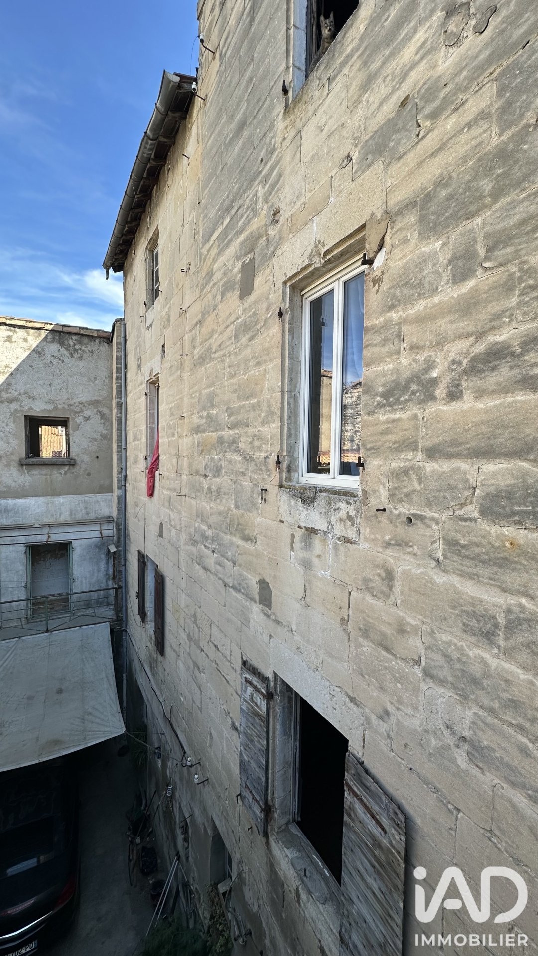 Maison à vendre à Beaucaire — 245 000 € — IAD France
