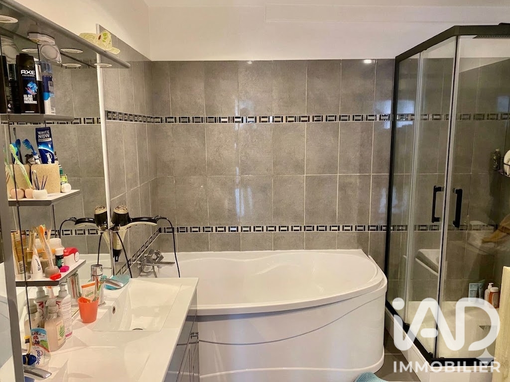 Vente appartement à Montigny-le-Bretonneux (78180) : appartement 5 pièces 124 m² - 2095978 — 6