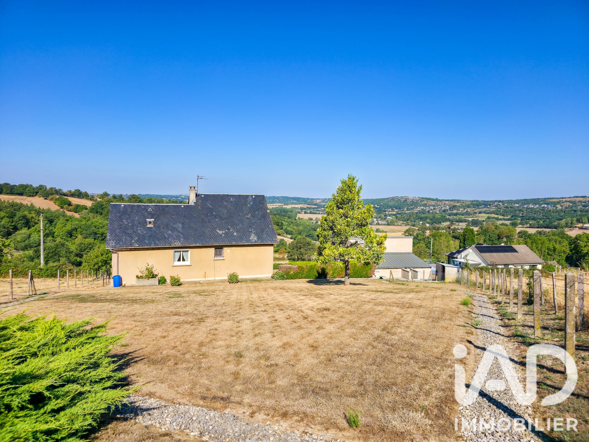 Vente maison à Montrozier (12630) : maison 8 pièces 196 m² - 2092908 — 23