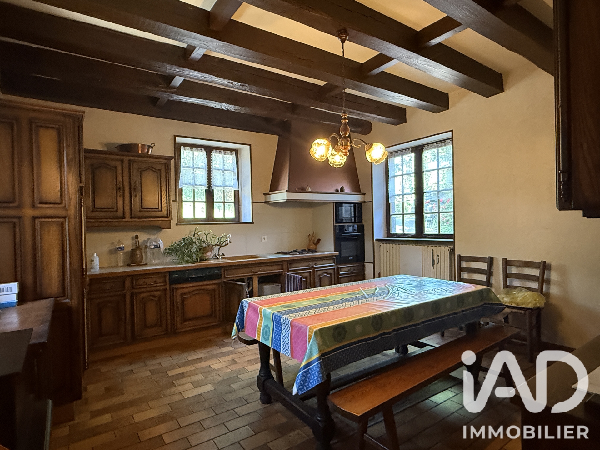 Vente maison à Saint-Hippolyte (12140) : maison de campagne 10 pièces 235 m² - 2084549 — 10