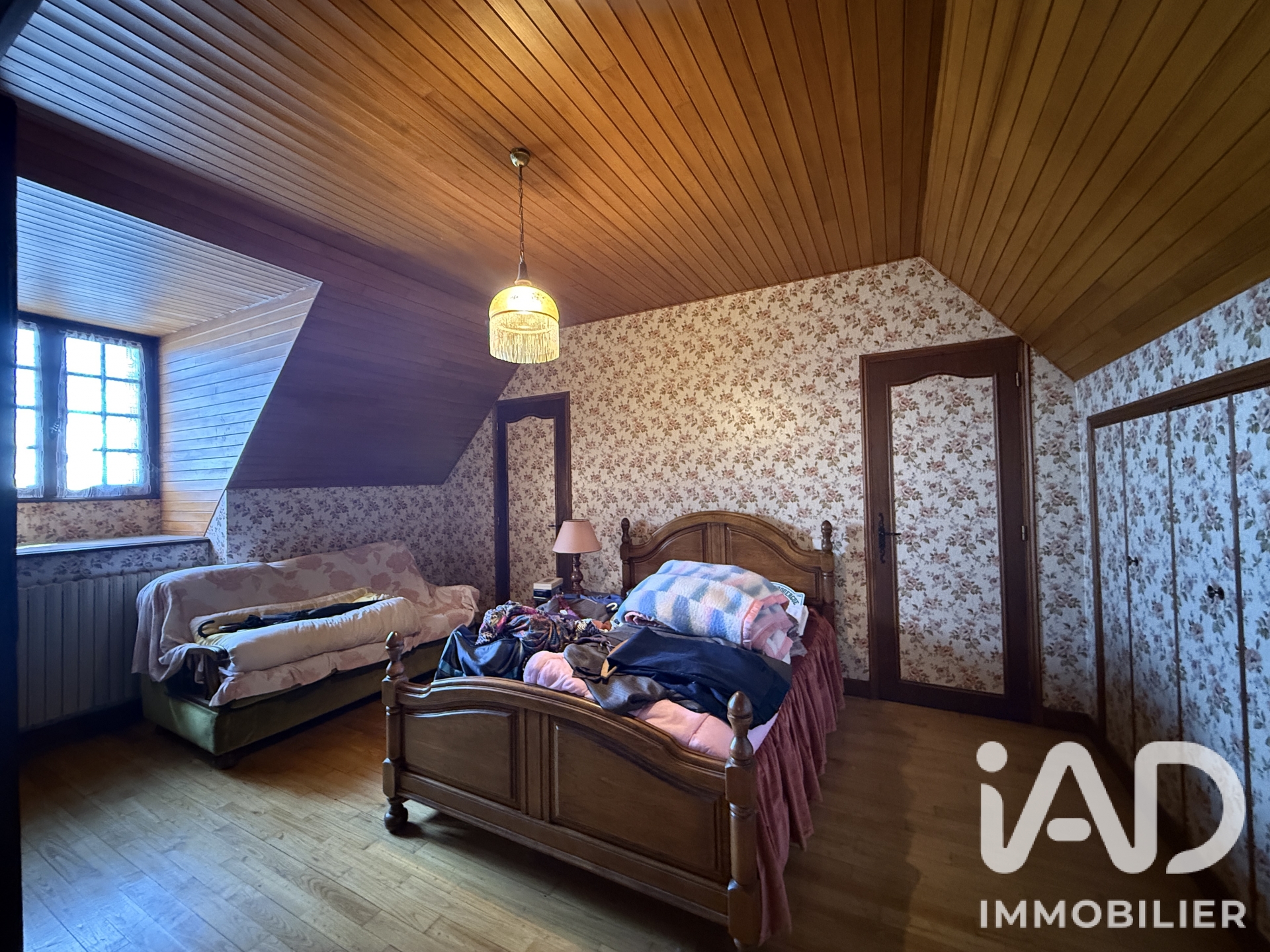 Vente maison à Saint-Hippolyte (12140) : maison de campagne 10 pièces 235 m² - 2084549 — 19
