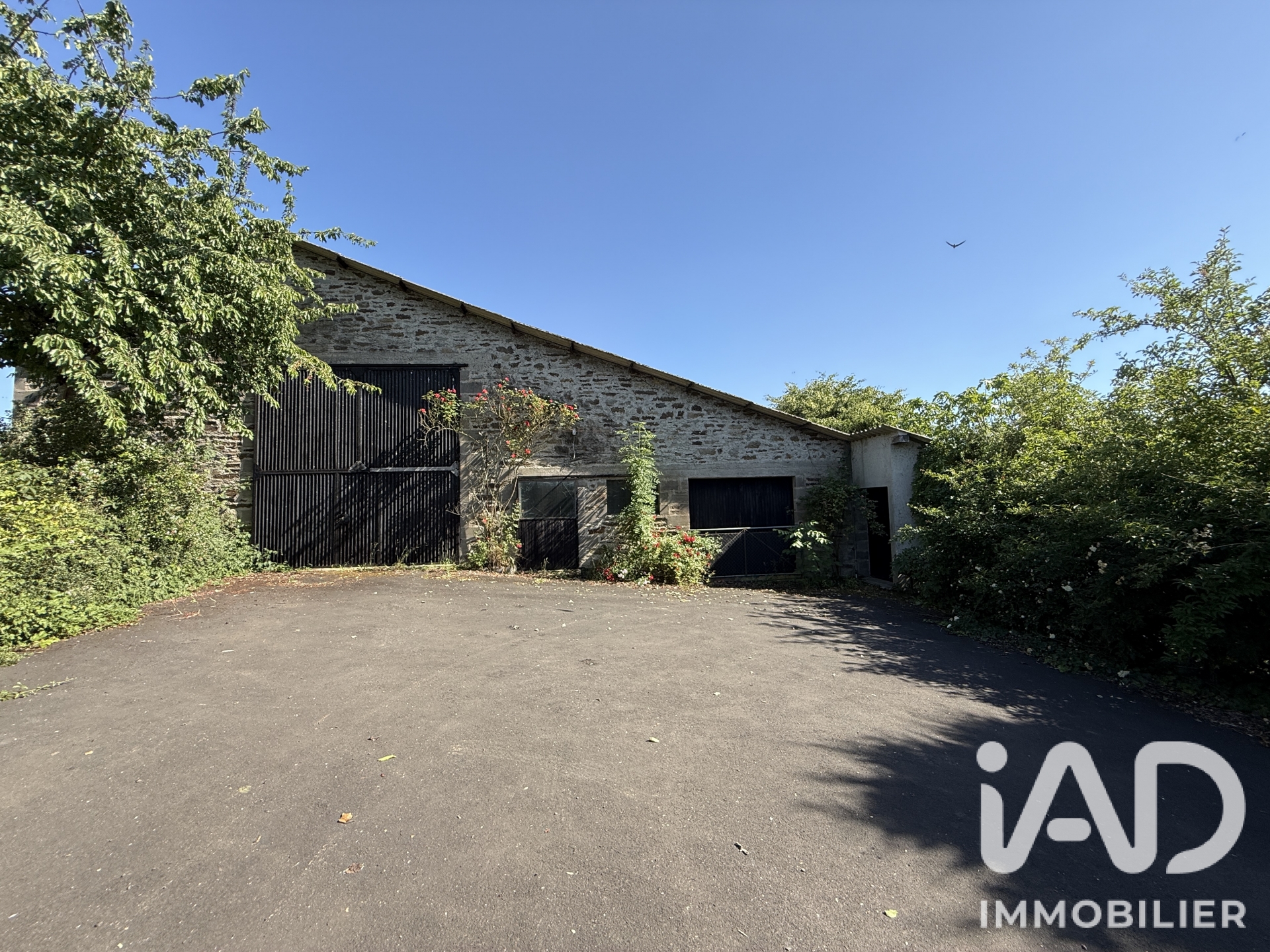 Vente maison à Saint-Hippolyte (12140) : maison de campagne 10 pièces 235 m² - 2084549 — 22
