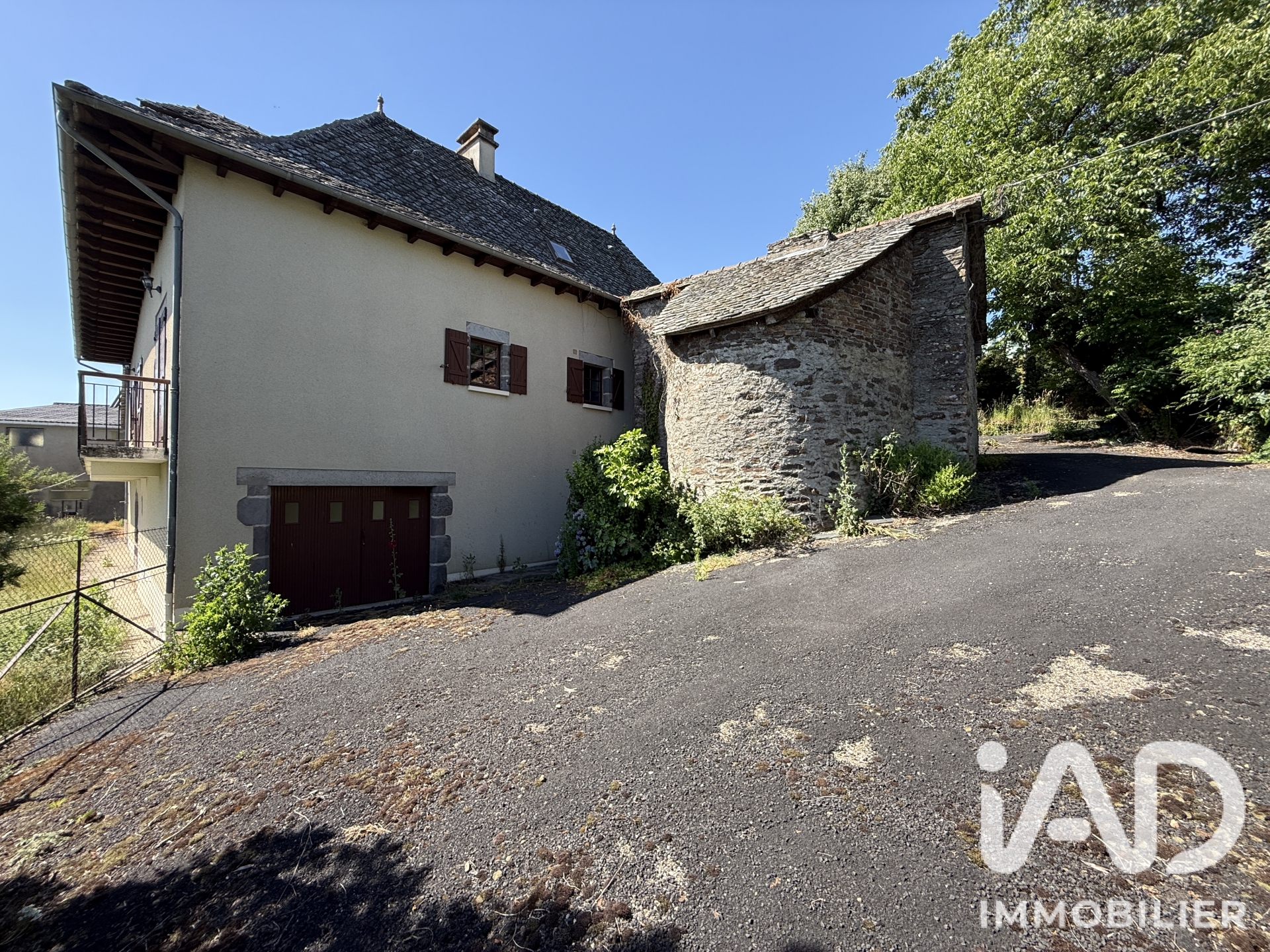 Vente maison à Saint-Hippolyte (12140) : maison de campagne 10 pièces 235 m² - 2084549 — 5