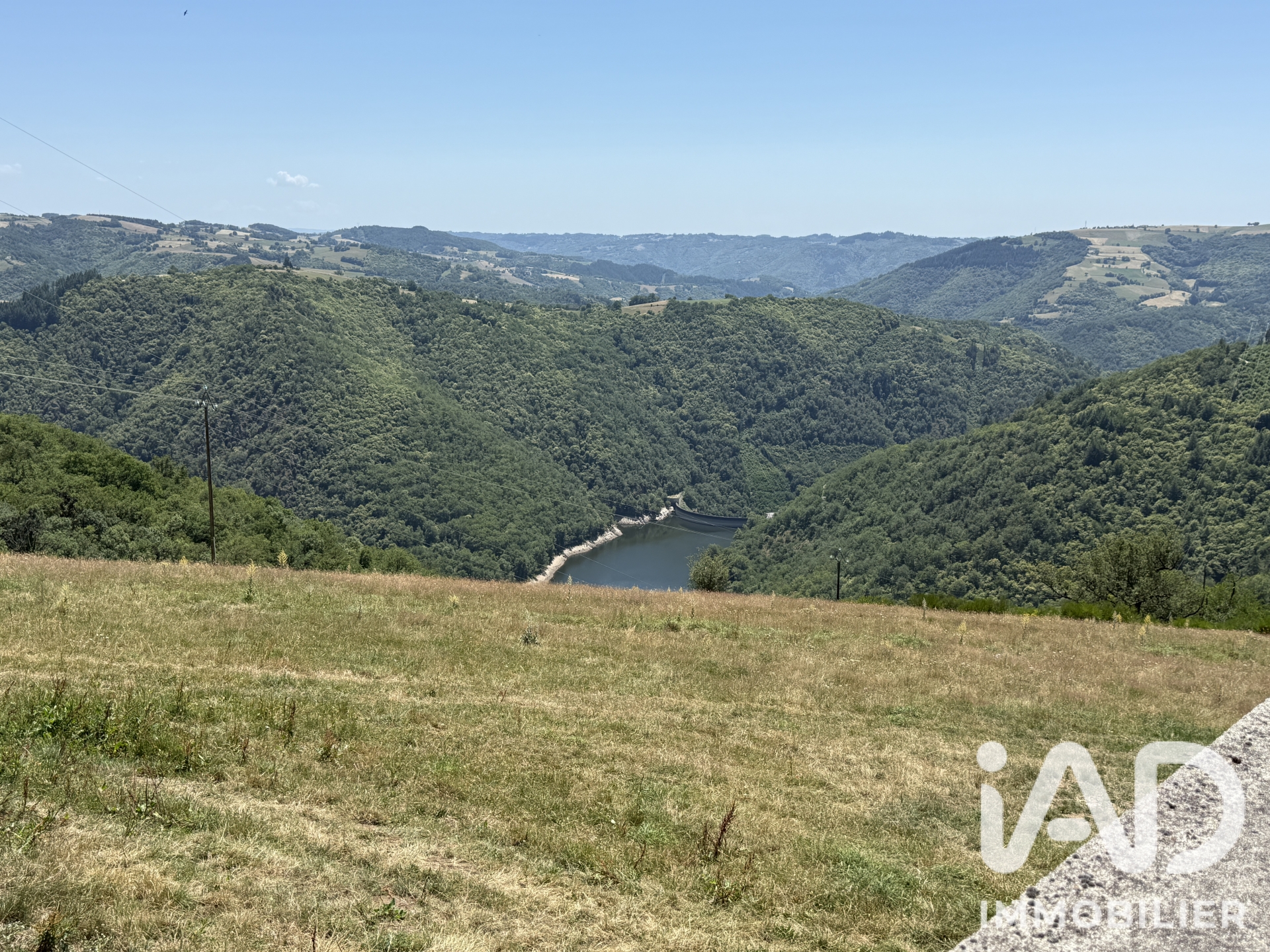 Vente maison à Saint-Hippolyte (12140) : maison de campagne 10 pièces 235 m² - 2084549 — 25
