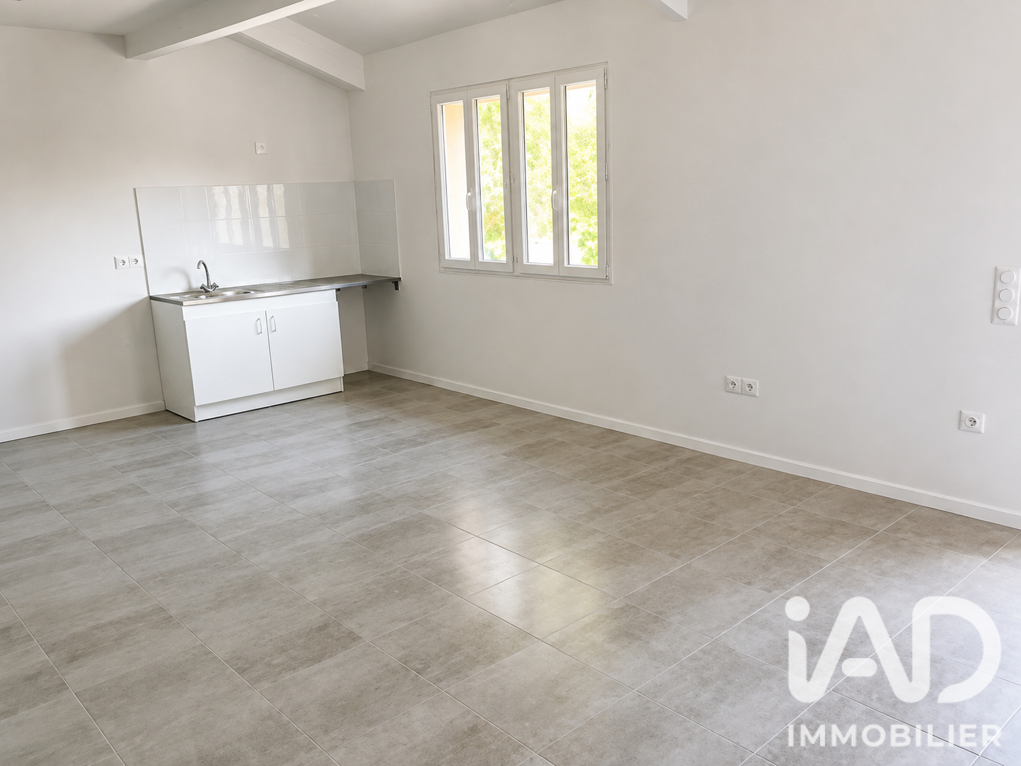Vente appartement à Cavignac (33620) : immeuble 11 pièces 320 m² - 2099374 — 4