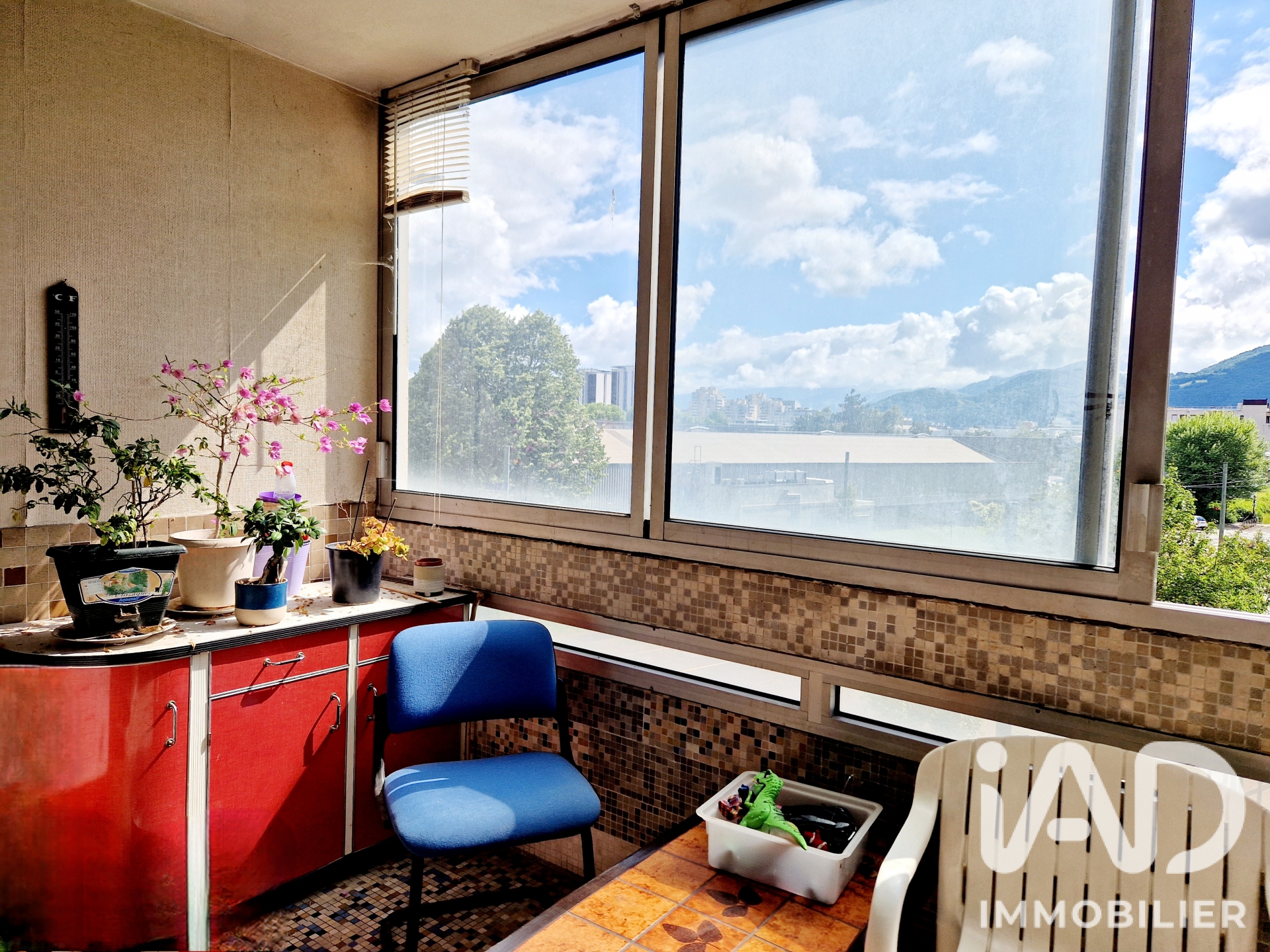 Vente appartement à Échirolles (38130) : appartement 5 pièces 80 m² - 2099349 — 8