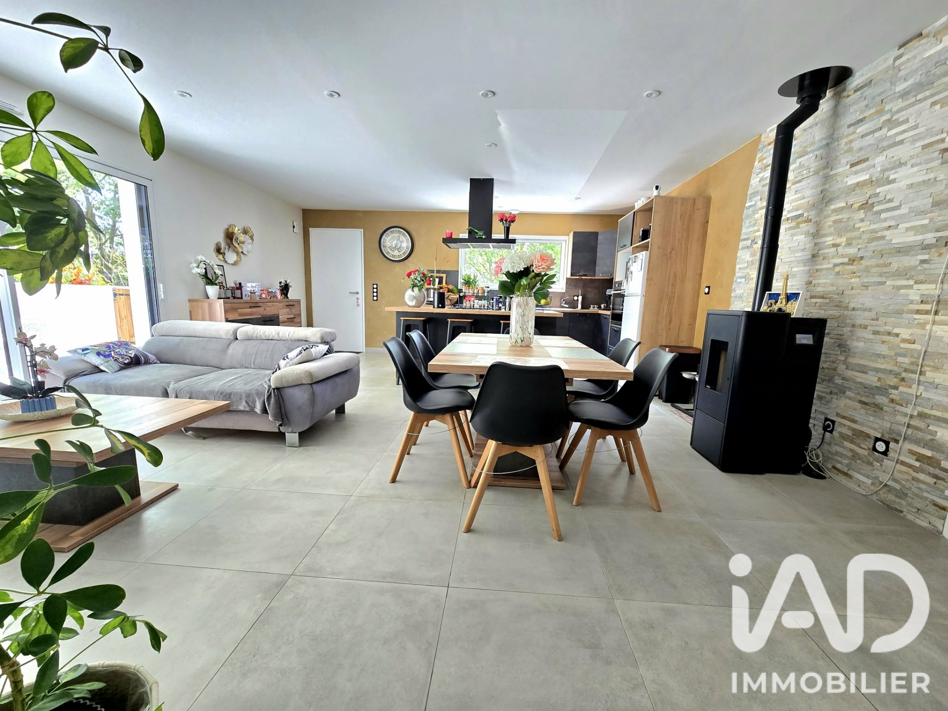 Maison à vendre à Les Lucs-sur-Boulogne — 249 000 € — IAD France