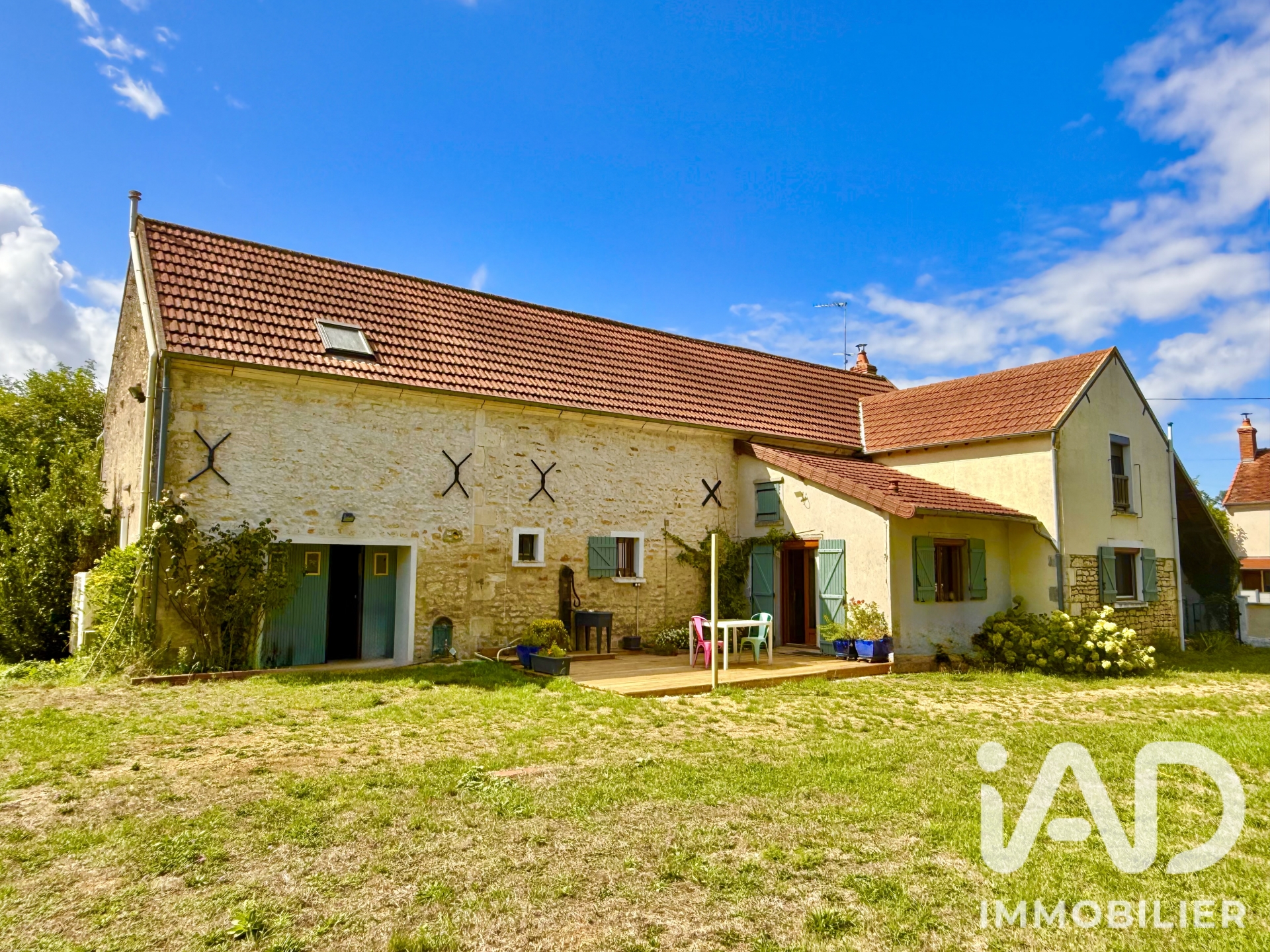 Maison à vendre à Pouilly-sur-Loire — 195 000 € — IAD France