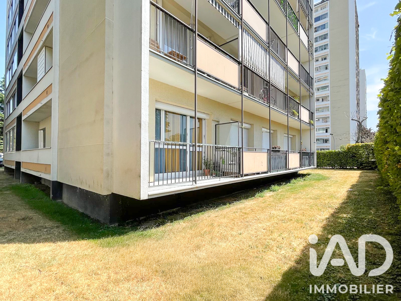 Vente appartement à Créteil (94000) : appartement 2 pièces 45 m² - 2071823 — 26