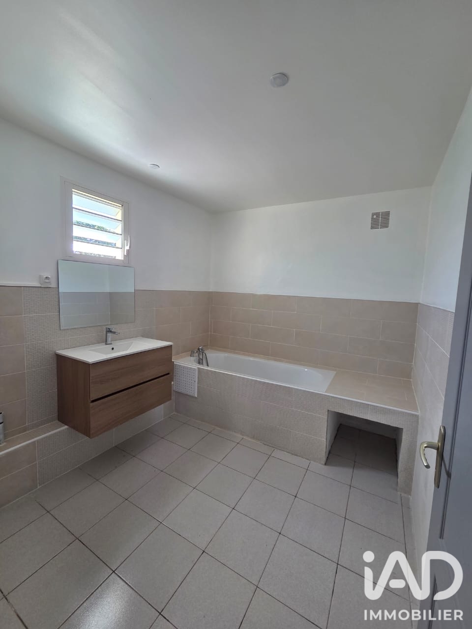 Vente maison à Saint-Joseph (97480) : maison traditionnelle 7 pièces 172 m² - 2099913 — 9