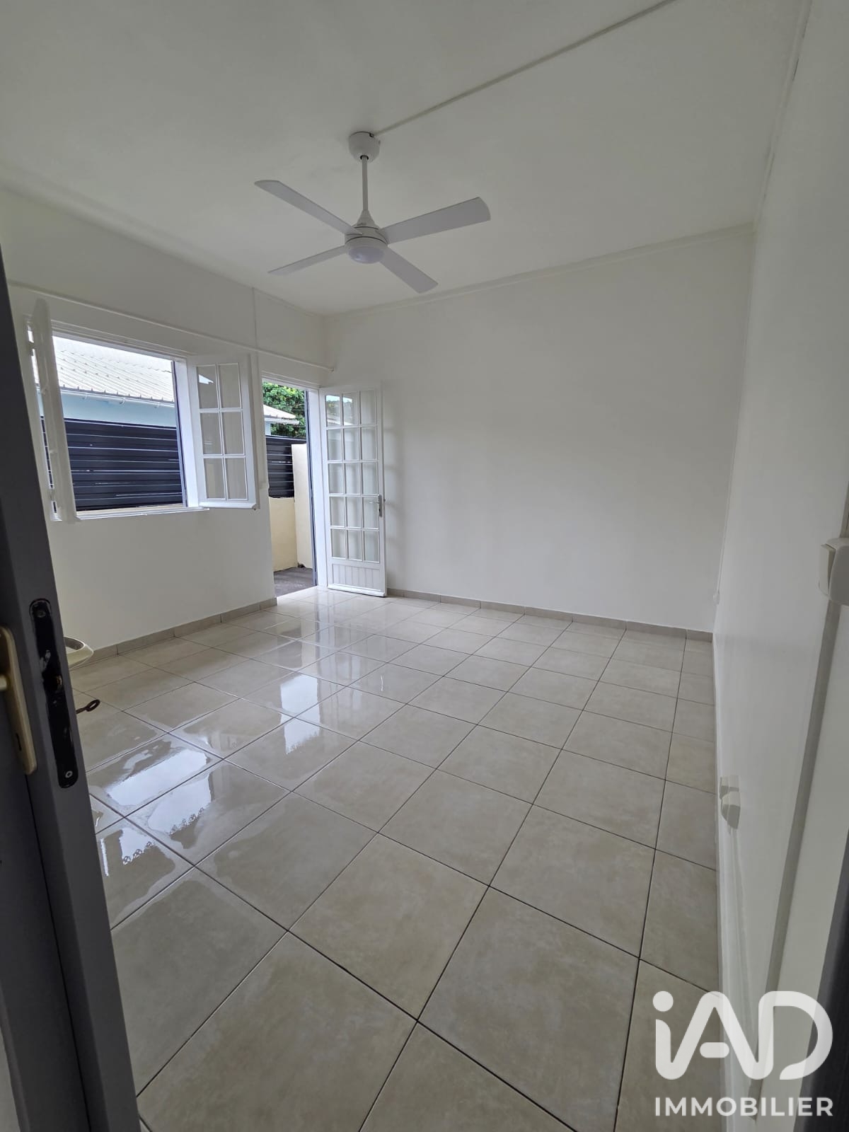 Vente maison à Saint-Joseph (97480) : maison traditionnelle 7 pièces 172 m² - 2099913 — 16