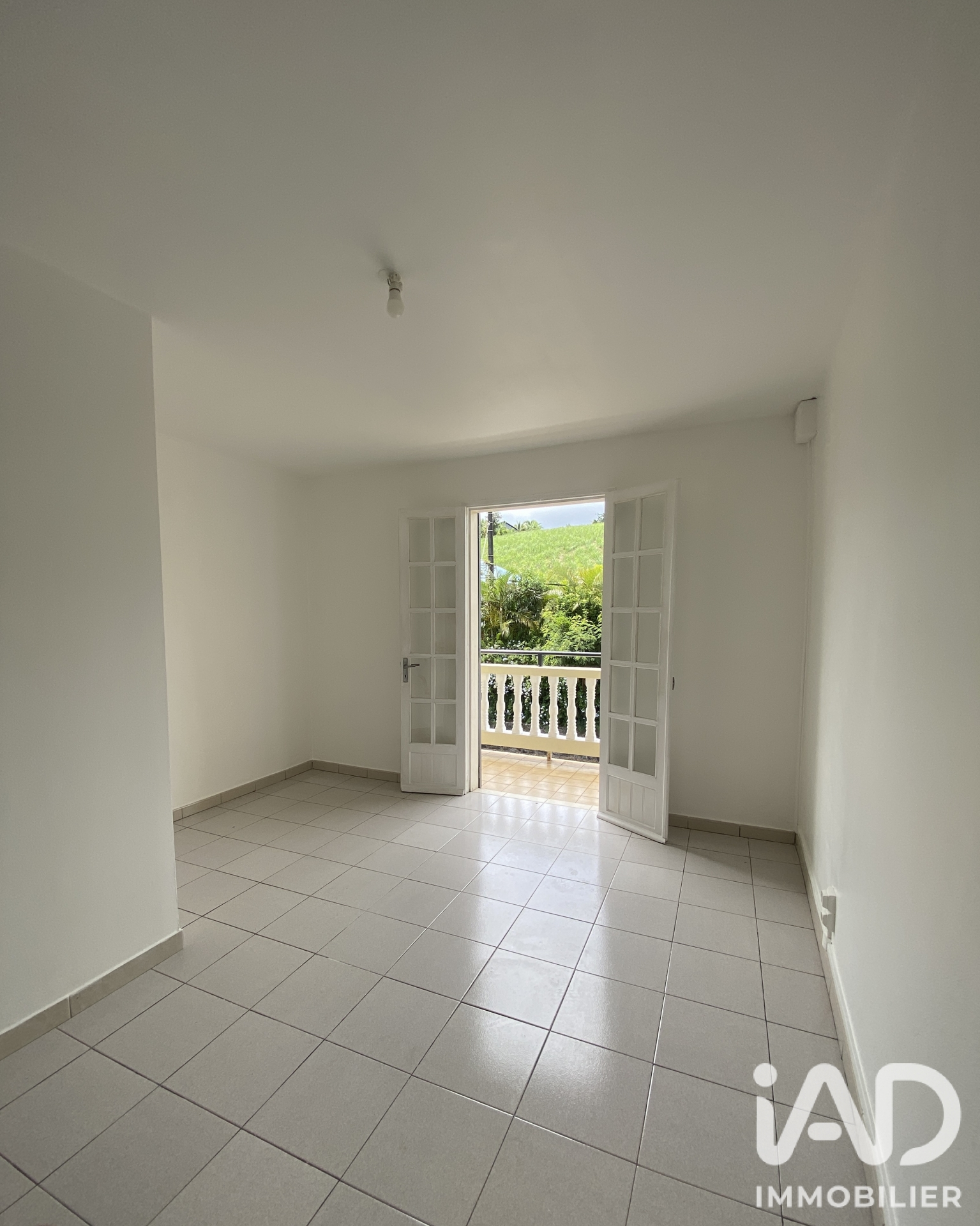 Vente maison à Saint-Joseph (97480) : maison traditionnelle 7 pièces 172 m² - 2099913 — 7