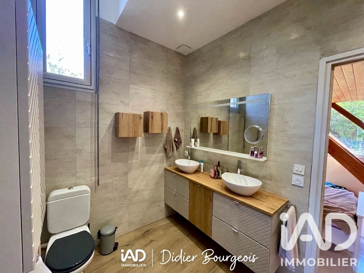 Vente maison à Loriol-sur-Drôme (26270) : maison d'architecte 7 pièces 169 m² - 2100308 — 10