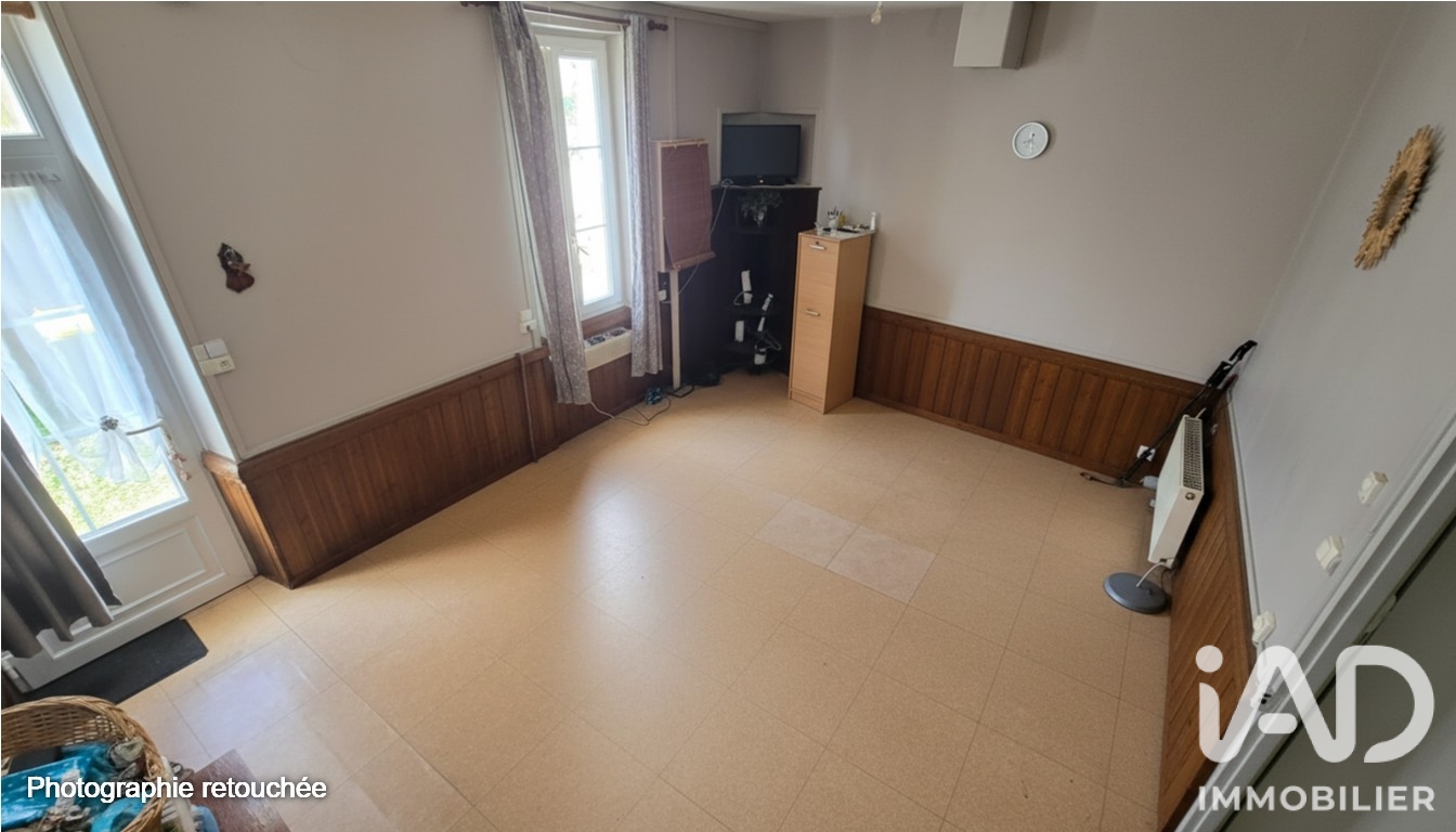 Vente maison à Saint-Amand-Montrond (18200) : maison de ville 3 pièces 71 m² - 2085412 — 5