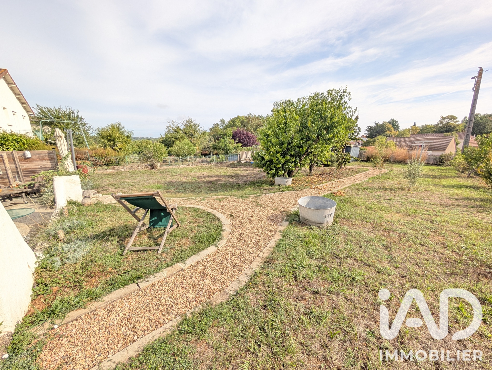 Vente maison à Lussac-les-Châteaux (86320) : maison 5 pièces 107 m² - 2100411 — 21