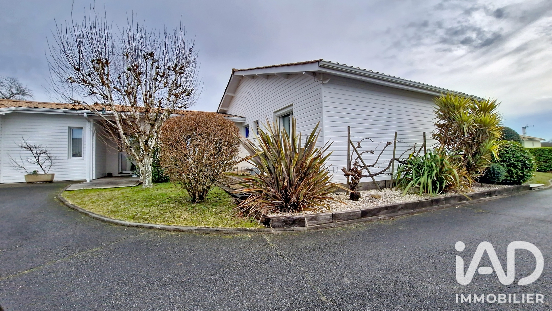 Vente maison à Yvrac (33370) : maison 6 pièces 163 m² - 2103772 — 16