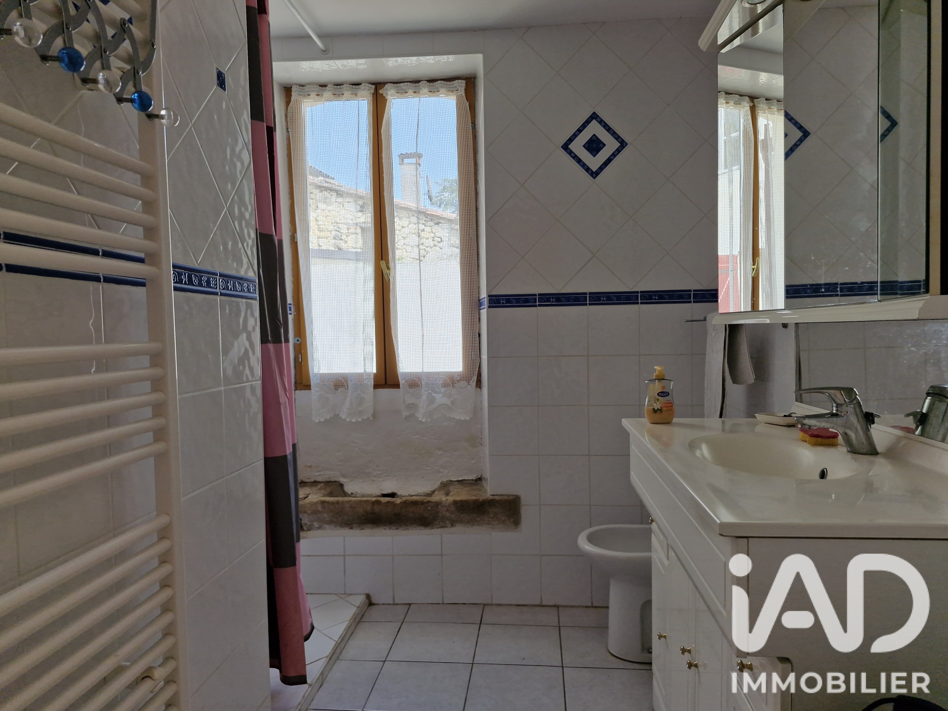 Vente maison à Montcaret (24230) : maison de village 13 pièces 412 m² - 2099668 — 25