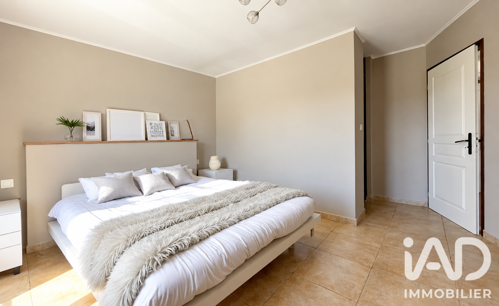 Vente maison à Suze-la-Rousse (26790) : maison 7 pièces 158 m² - 2098384 — 11