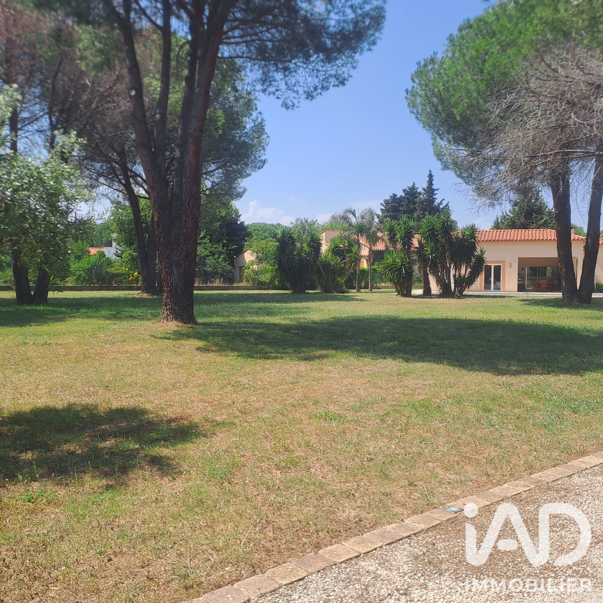 Vente maison à Montesquieu-des-Albères (66740) : pavillon 8 pièces 254 m² - 2100713 — 18