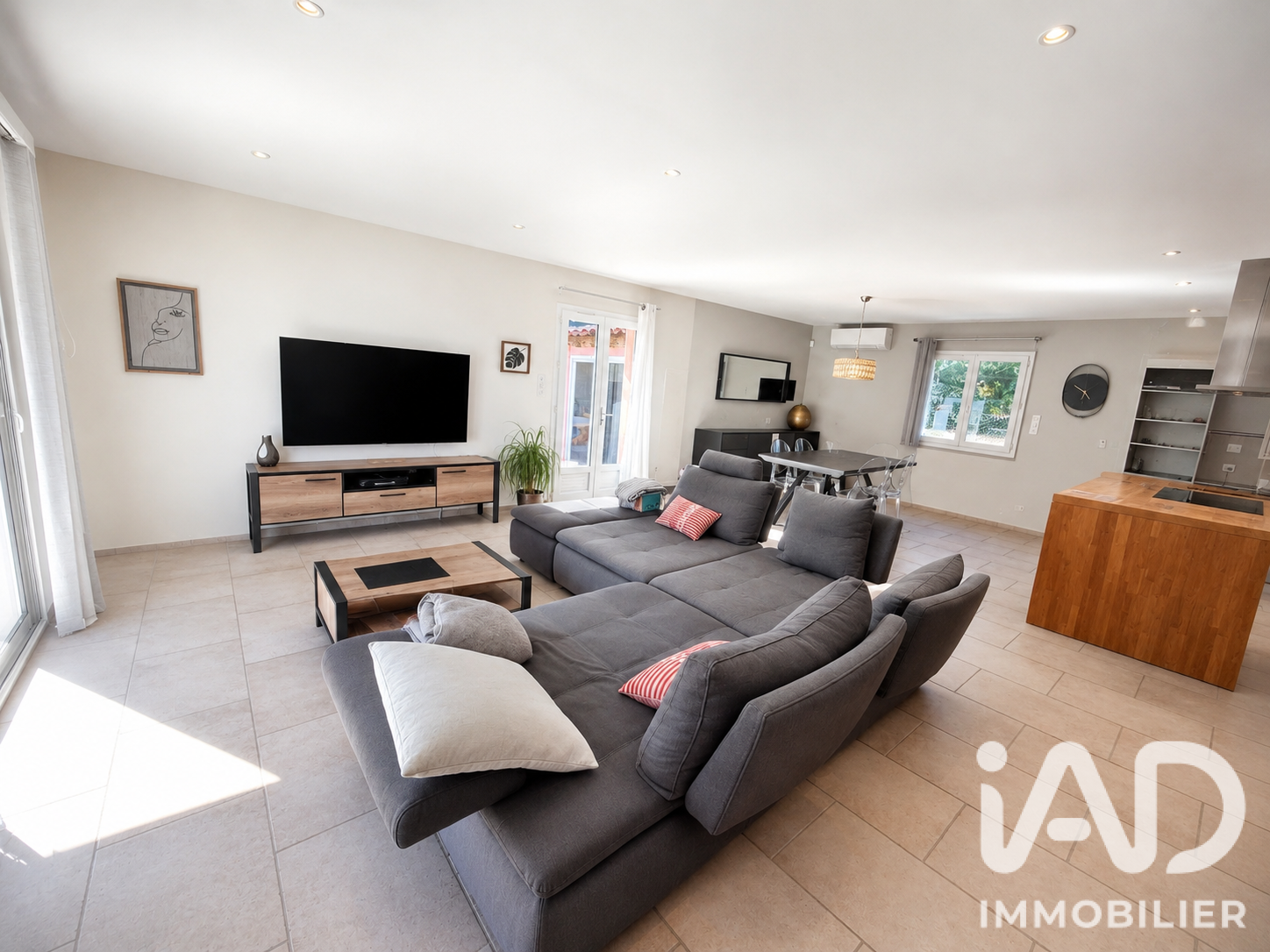 Vente maison à Sainte-Tulle (04220) : maison traditionnelle 6 pièces 175 m² - 2101462 — 15