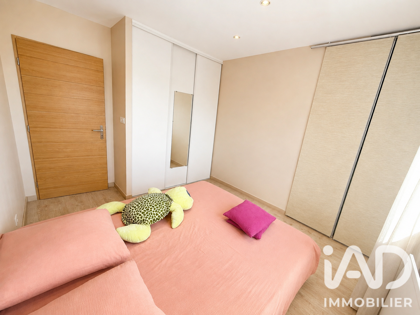 Vente maison à Sainte-Tulle (04220) : maison traditionnelle 6 pièces 175 m² - 2101462 — 9